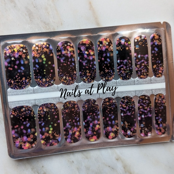 5 for $20 Nail Wraps- Rainbow Confetti - Picture 2 of 5